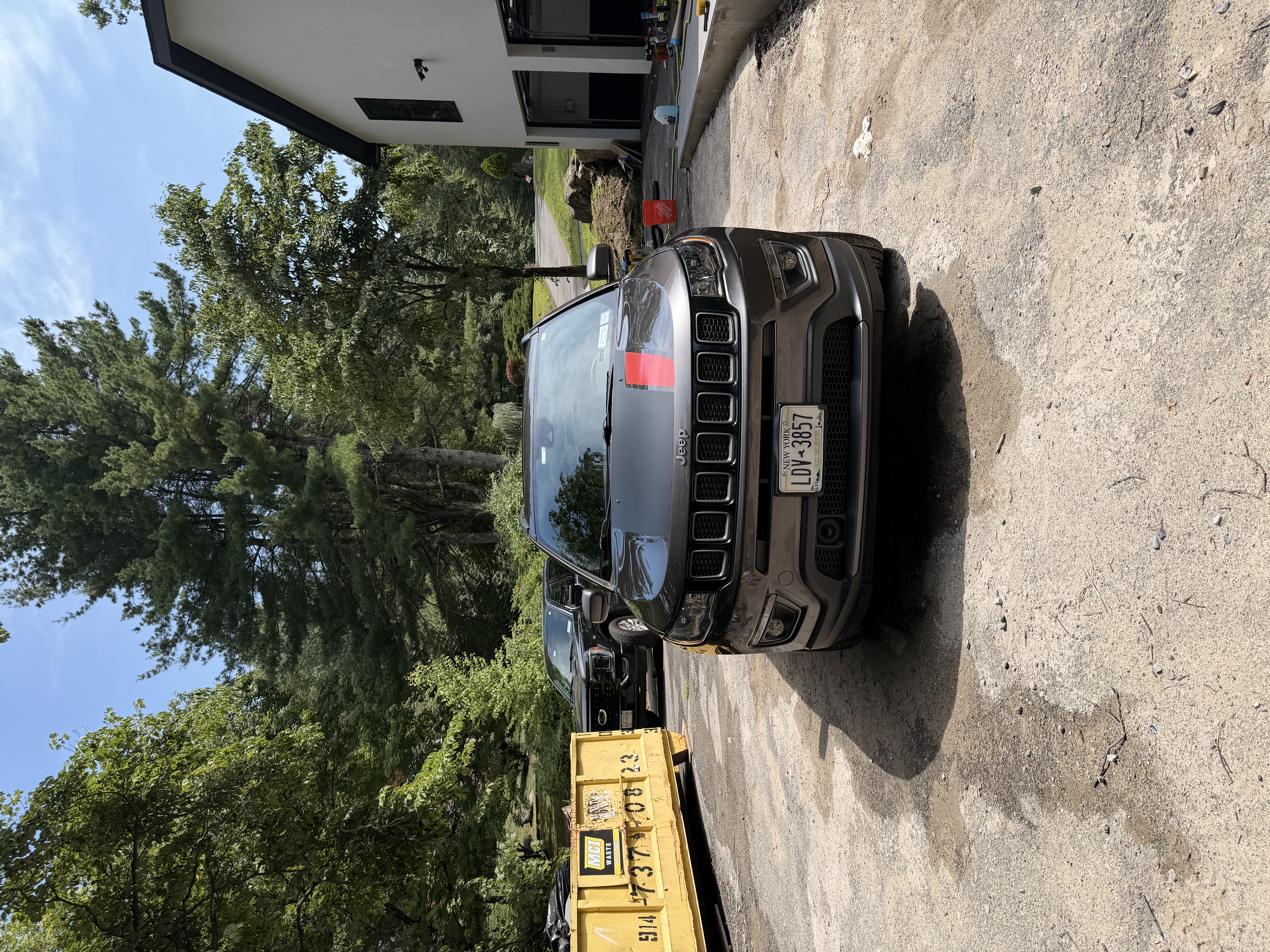 Used 2021 Jeep Compass Latitude w/ Sun and Sound Group AWD/4WD image 6