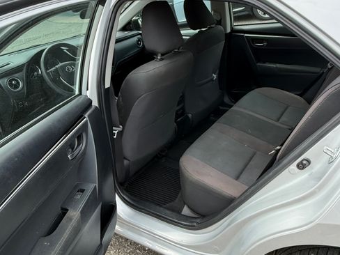 Used 2017 Toyota Corolla LE image 8