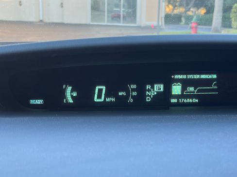 Used 2010 Toyota Prius Five image 12