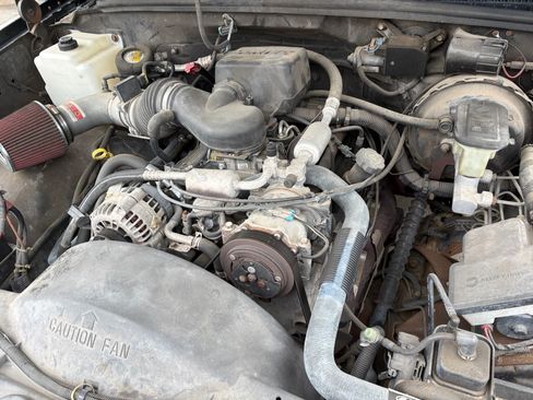 Used 1998 Chevrolet Silverado 1500 2WD Regular Cab w/ Preferred Equipment Group 3 image 11