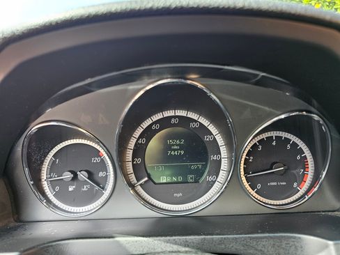 Used 2010 Mercedes-Benz C 300 4MATIC Sedan image 10