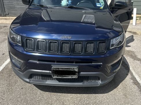 Used 2019 Jeep Compass Sport FWD image 6