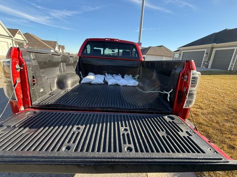 Used 2012 Toyota Tundra 4x4 Regular Cab w/ TRD Off-Road Pkg image 6