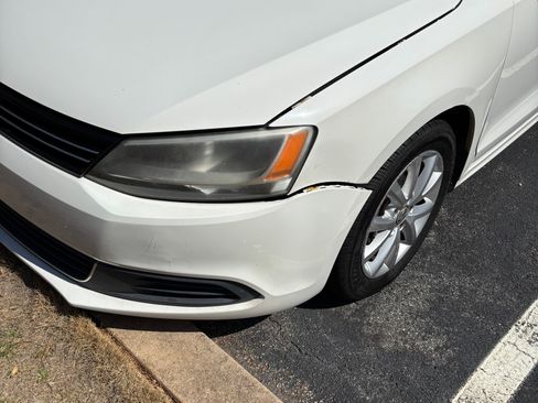 Used 2013 Volkswagen Jetta SE FWD image 15