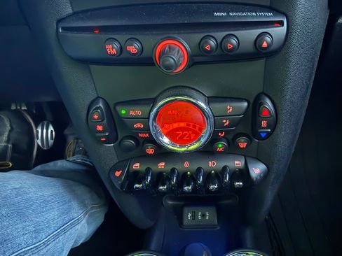 Used 2015 MINI Cooper S FWD image 13