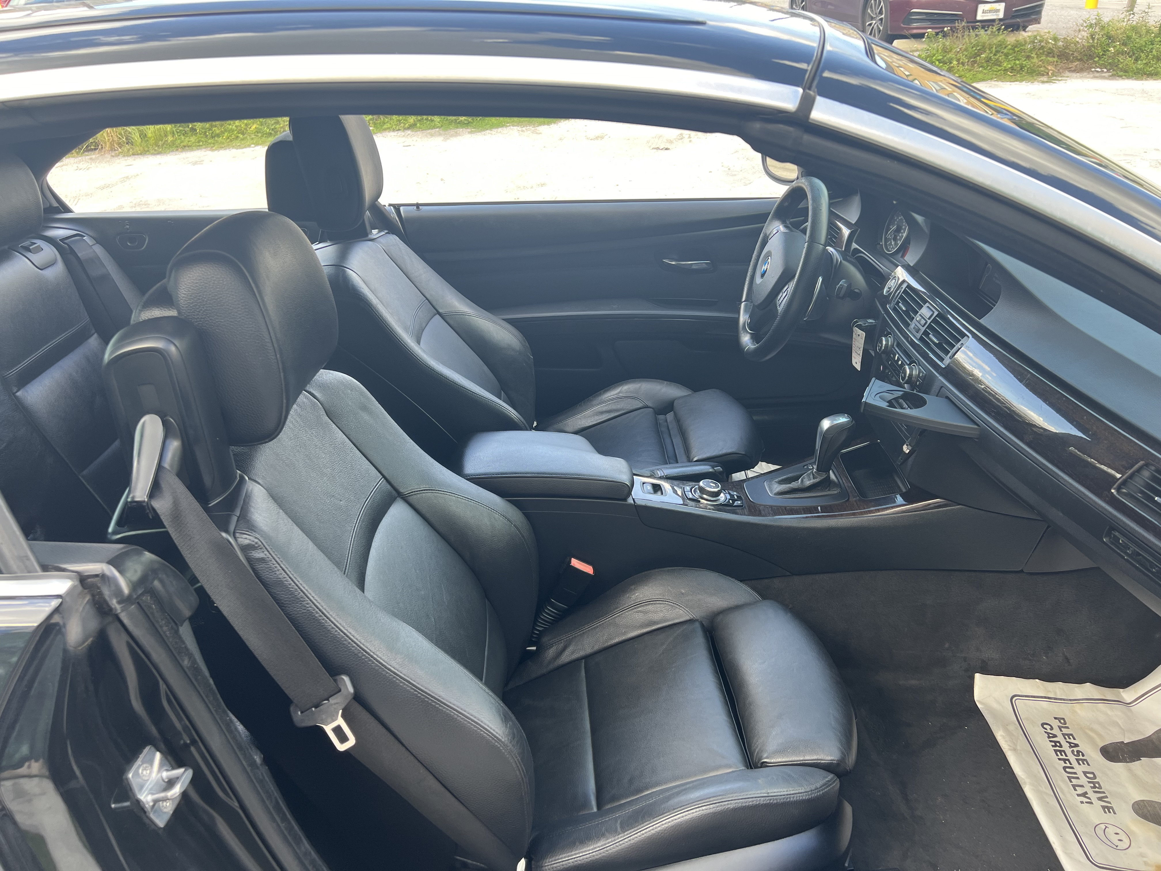 Used 2011 BMW 335i Convertible RWD image 6