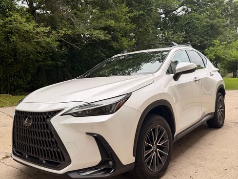 Used 2022 Lexus NX 350 AWD image 8