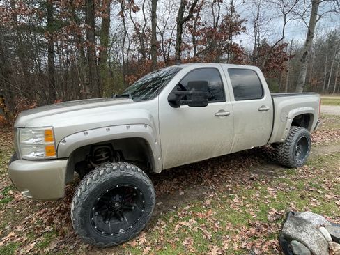Used 2009 Chevrolet Silverado 1500 LTZ w/ Safety Package image 1