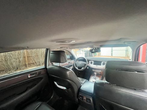 Used 2009 Hyundai Genesis 3.8 w/ Technology Pkg 4 image 8