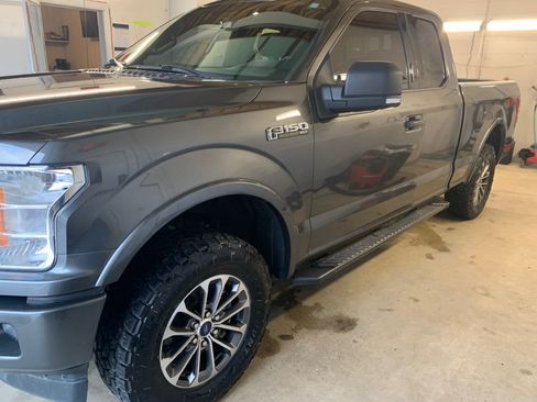 Used 2018 Ford F150 XLT w/ Equipment Group 302A Luxury image 9