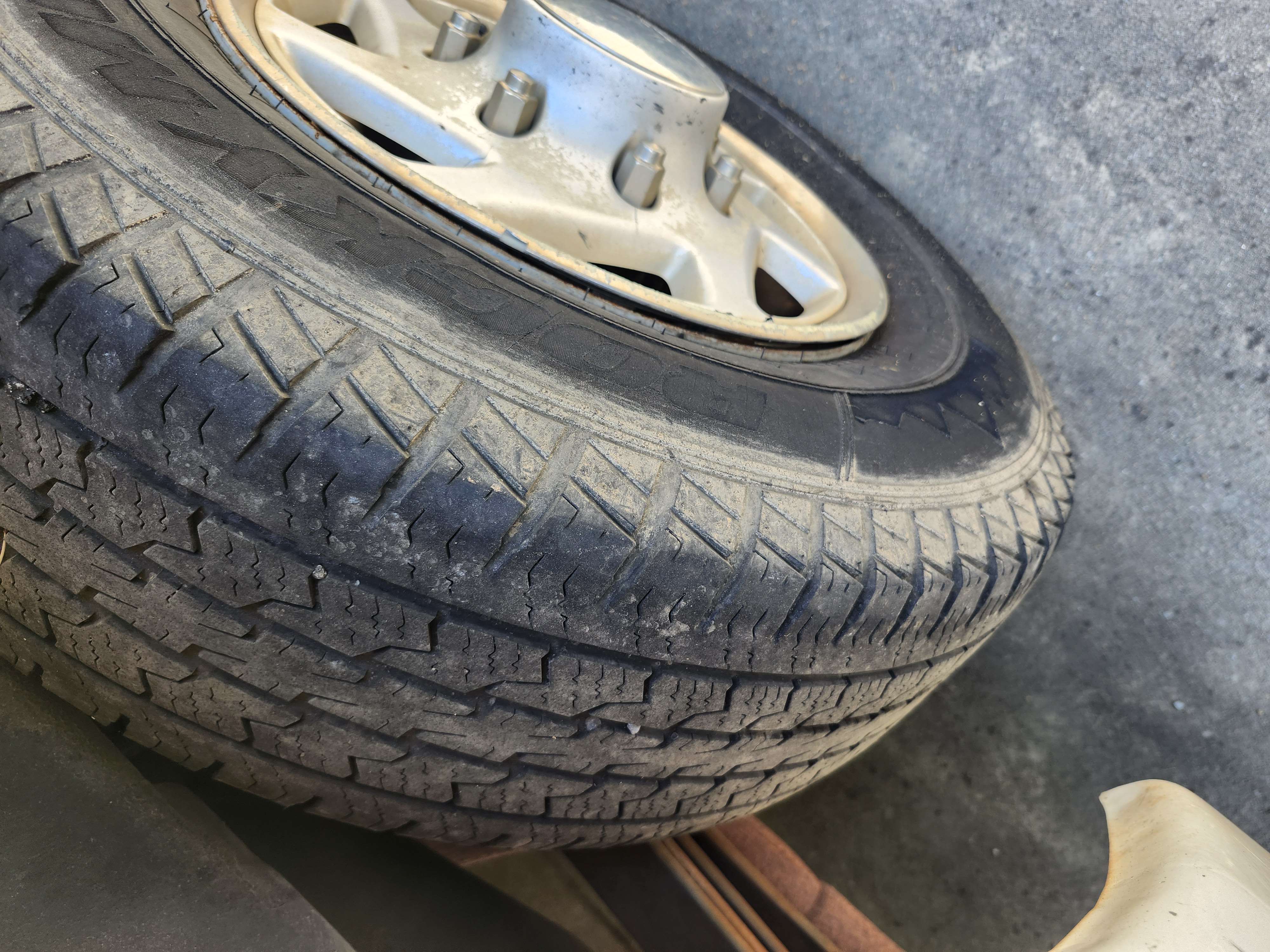 Used 2006 Ford E-250 and Econoline 250 RWD image 12
