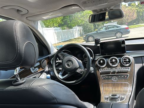 Used 2017 Mercedes-Benz C 300 4MATIC Sedan image 1