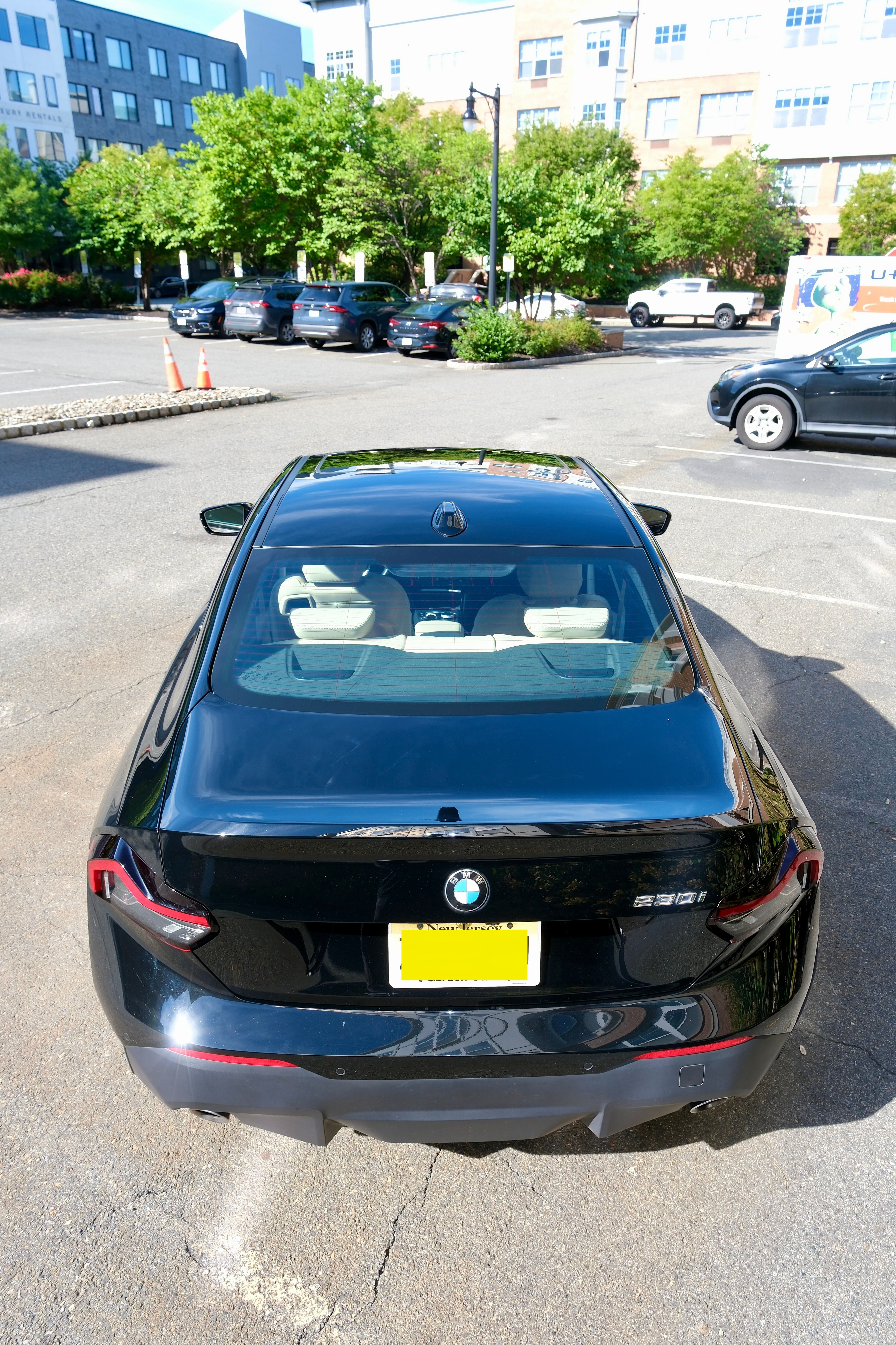 Used 2023 BMW 230i Coupe w/ Premium Package RWD image 12
