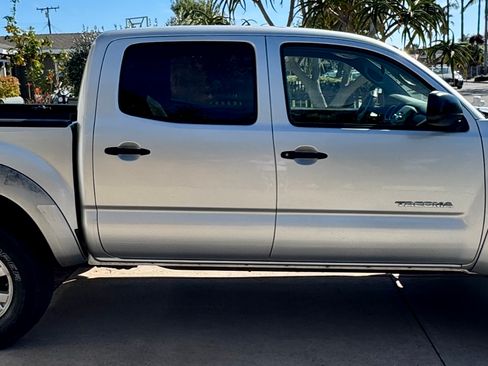 Used 2006 Toyota Tacoma PreRunner image 6