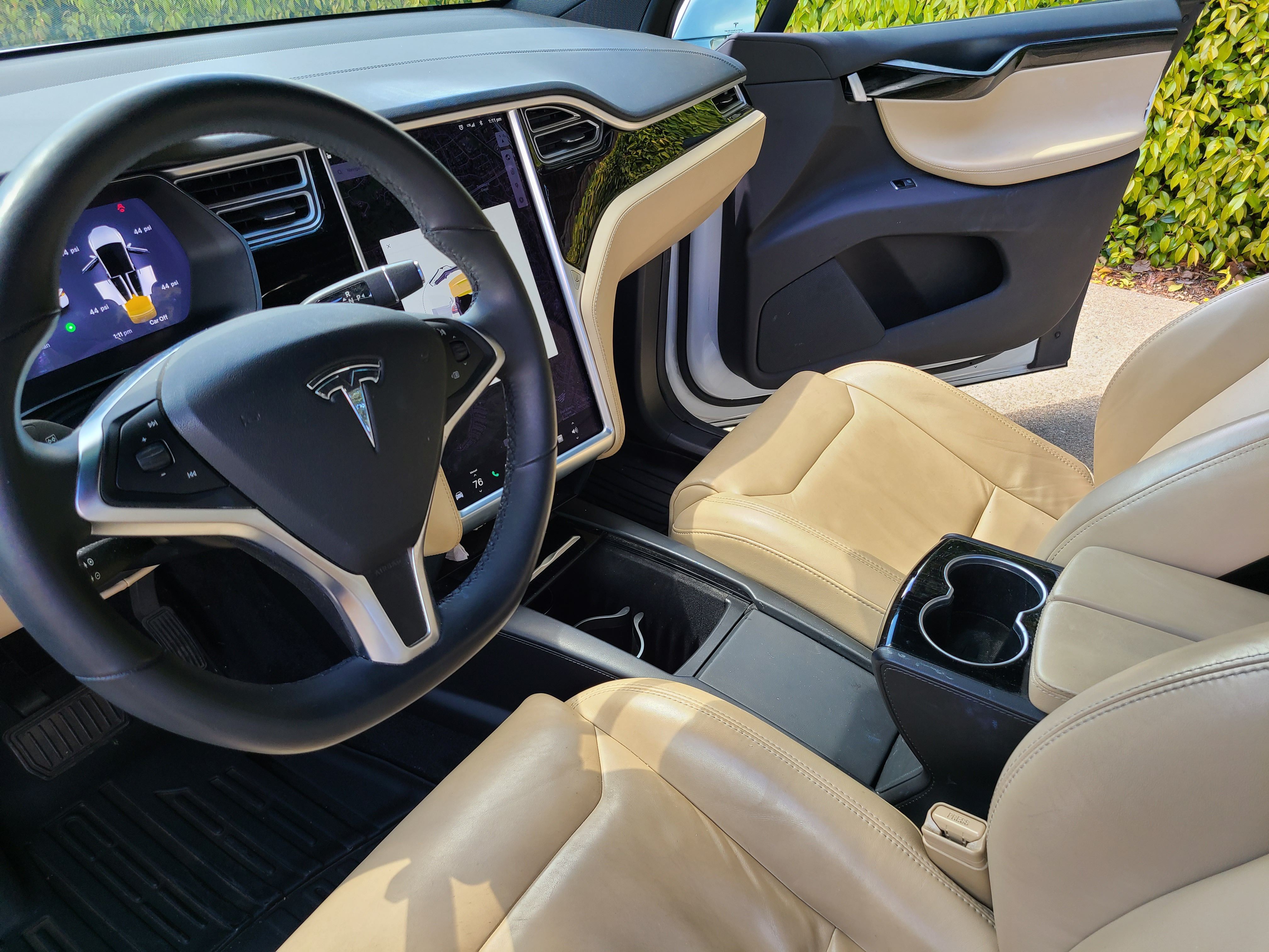 Used 2016 Tesla Model X 75D AWD/4WD image 10