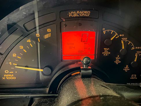 Used 1992 Chevrolet Corvette Convertible image 11