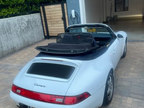 Used 1997 Porsche 911 Carrera image 9