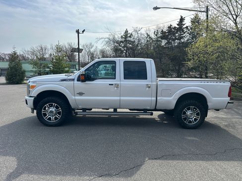 Used 2016 Ford F350 Platinum w/ FX4 Off-Road Package image 4