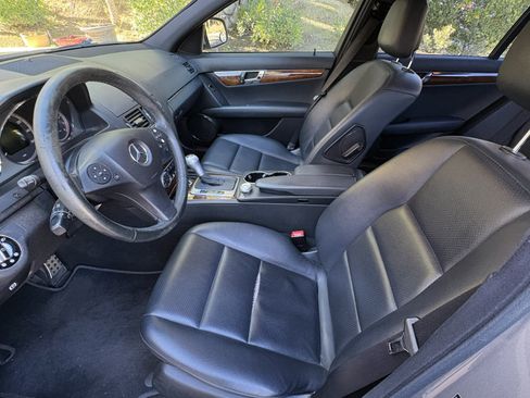 Used 2009 Mercedes-Benz C 300 Sedan image 11