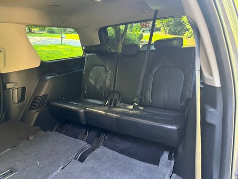 Used 2020 Ford Expedition Platinum AWD/4WD image 11