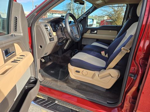 Used 2014 Ford F150 XLT w/ Equipment Group 302A Luxury image 8