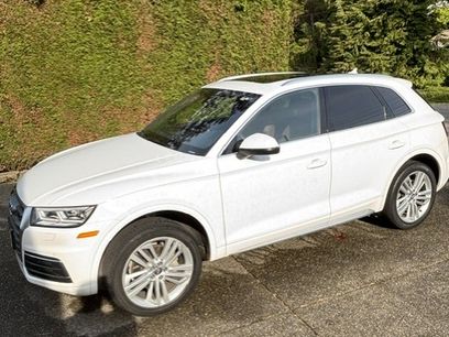 Used 2018 Audi Q5 2.0T Premium Plus w/ Premium Plus Package