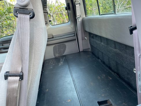 Used 1999 Ford F250 4x4 SuperCab Super Duty image 23