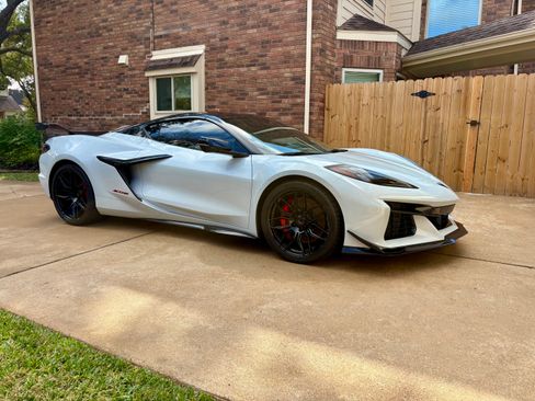 Used 2024 Chevrolet Corvette Z06 w/ Battery Protection Package image 23