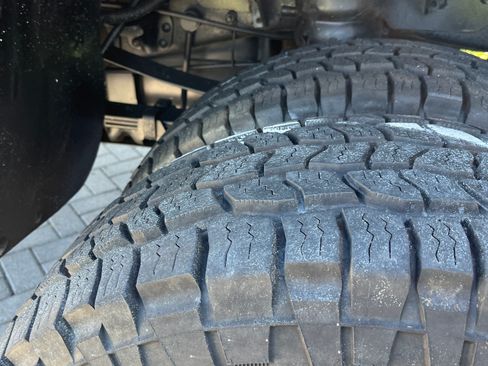 Used 2001 Ford F350 Long Bed image 8