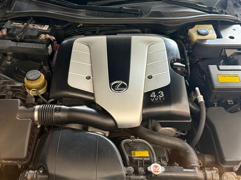 Used 2005 Lexus SC 430 Convertible RWD image 20