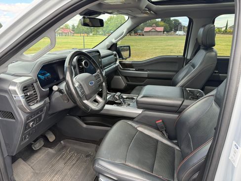 Used 2021 Ford F150 Lariat w/ Equipment Group 502A High AWD/4WD image 13