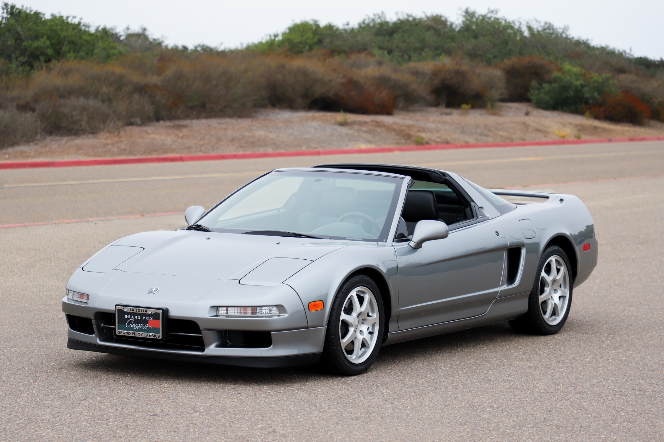 Used 1998 Acura NSX T RWD image 8