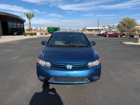 Used 2008 Honda Civic LX image 4