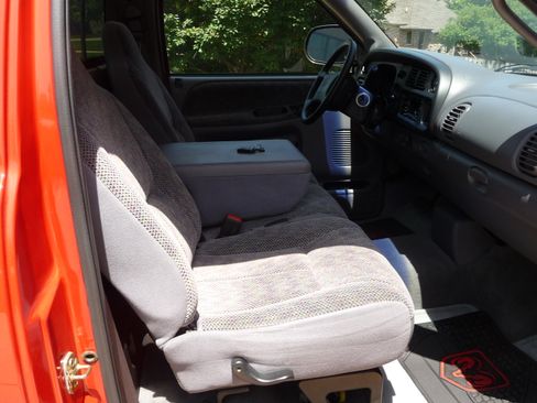 Used 1999 Dodge Ram 1500 Truck 2WD Regular Cab image 12