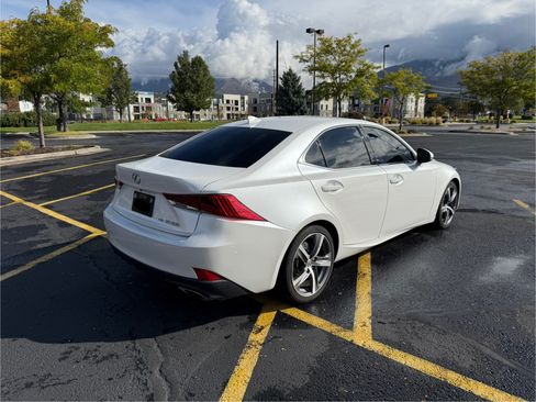Used 2017 Lexus IS 300 AWD w/ Premium Package image 8