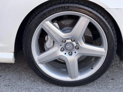 Used 2011 Mercedes-Benz S 550 image 8
