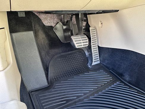 Used 2018 Volkswagen Passat 3.6 SEL Premium image 18