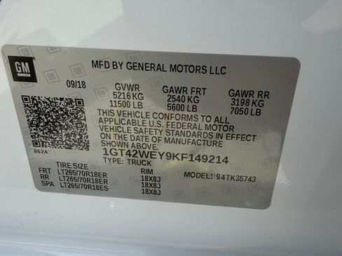 Used 2019 GMC Sierra 3500 Denali w/ Duramax Plus Package AWD/4WD image 29