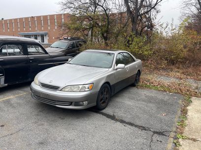 Used 2001 Lexus ES 330