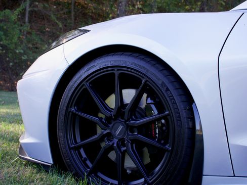 Used 2021 Chevrolet Corvette Stingray Preferred Cpe w/ Z51 Performance Package image 9