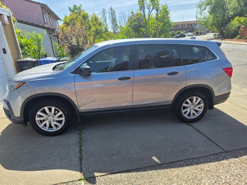 Used 2019 Honda Pilot LX image 8
