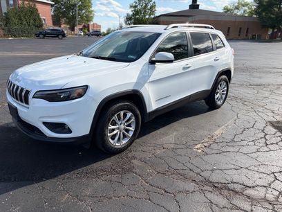 Used 2019 Jeep Cherokee Latitude w/ Popular Appearance Group