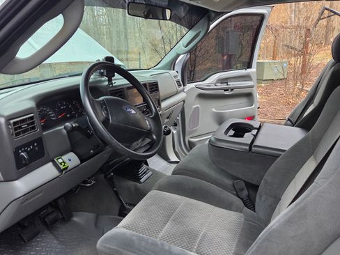 Used 2003 Ford F250 XLT image 18