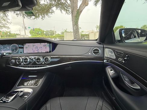 Used 2017 Mercedes-Benz S 550e image 24