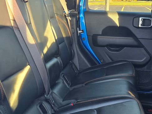 Used 2021 Jeep Gladiator Mojave image 18