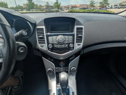 Used 2012 Chevrolet Cruze Eco image 10