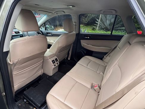 Used 2015 Subaru Outback 2.5i Limited image 8