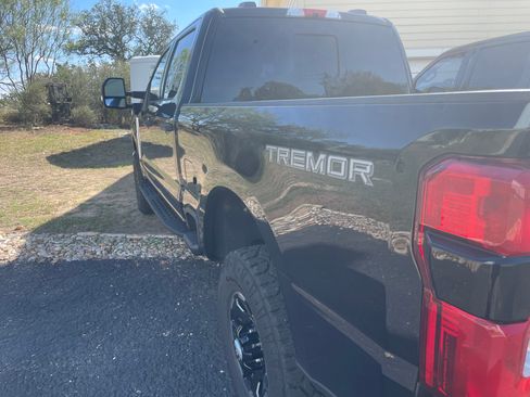 Used 2025 Ford F350 XLT w/ Tremor Off-Road Package image 6