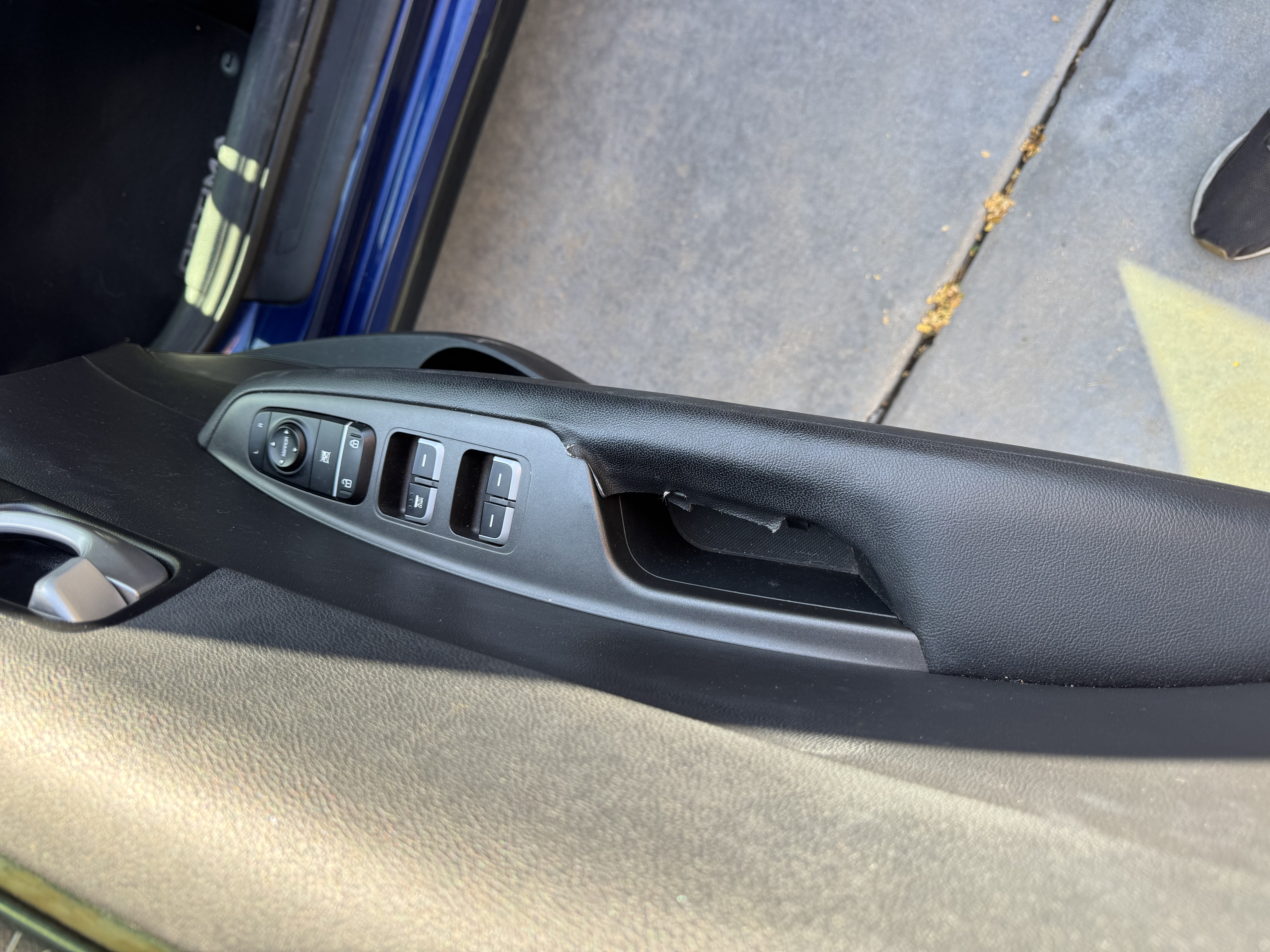 Used 2018 Kia Optima S w/ Pano Sport Package FWD image 14