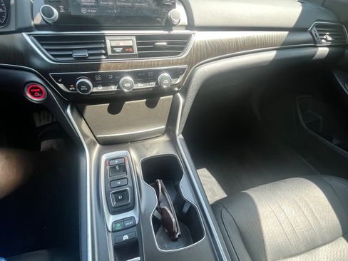 Used 2019 Honda Accord EX-L image 19